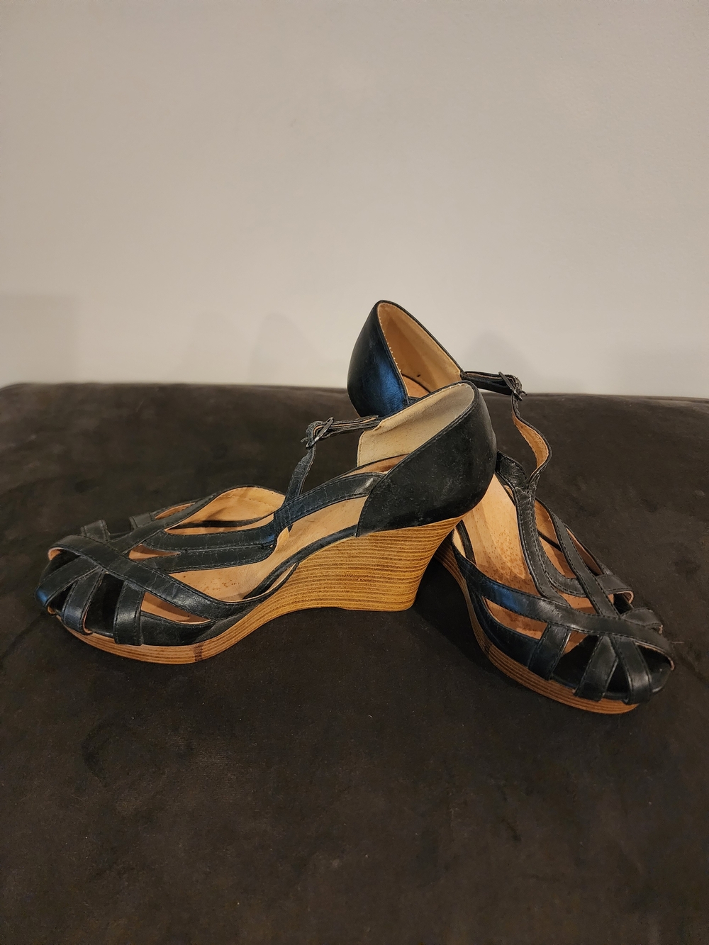 Nine West Black Leather Wedge Sandals with Wood-Look Heel